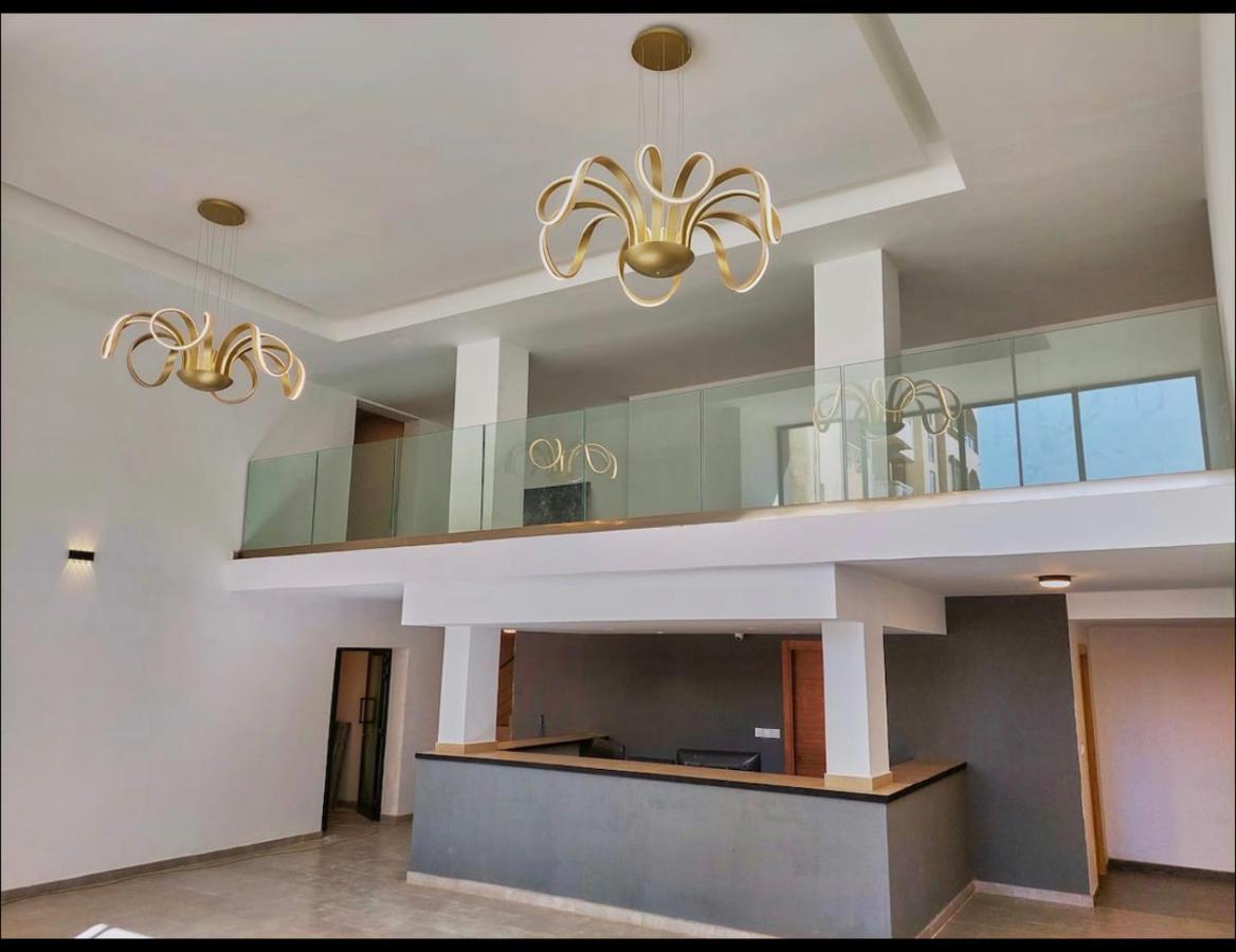 F4 - Chic - Piscine - Salle Fitness Dakar Esterno foto